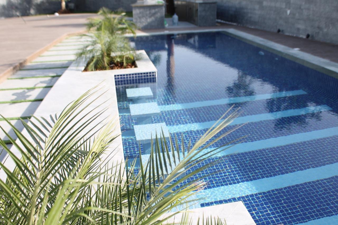 Pool 07