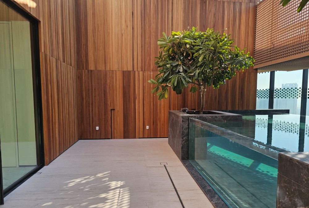 Pool 16